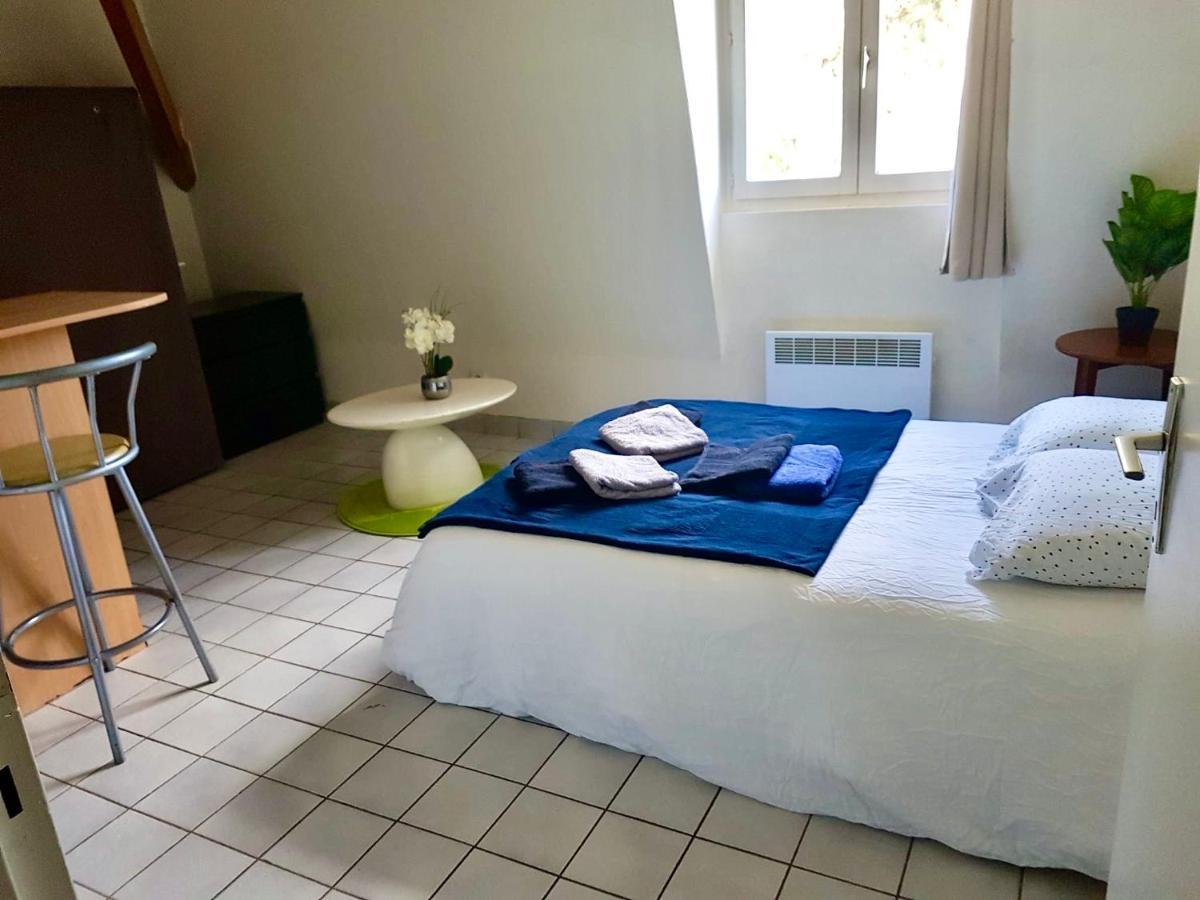 Suites Rive Gauche - Fontainebleau Chez Monique Екстериор снимка